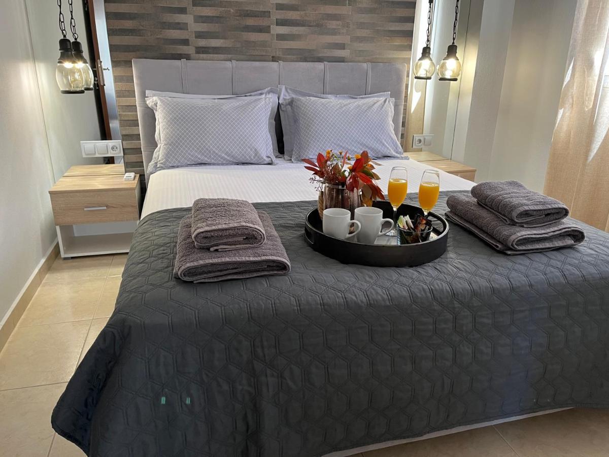 Onar Luxury Apartment Néa Péramos Εξωτερικό φωτογραφία