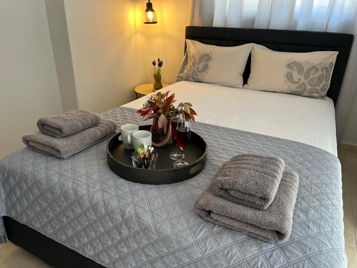 Onar Luxury Apartment Néa Péramos Εξωτερικό φωτογραφία