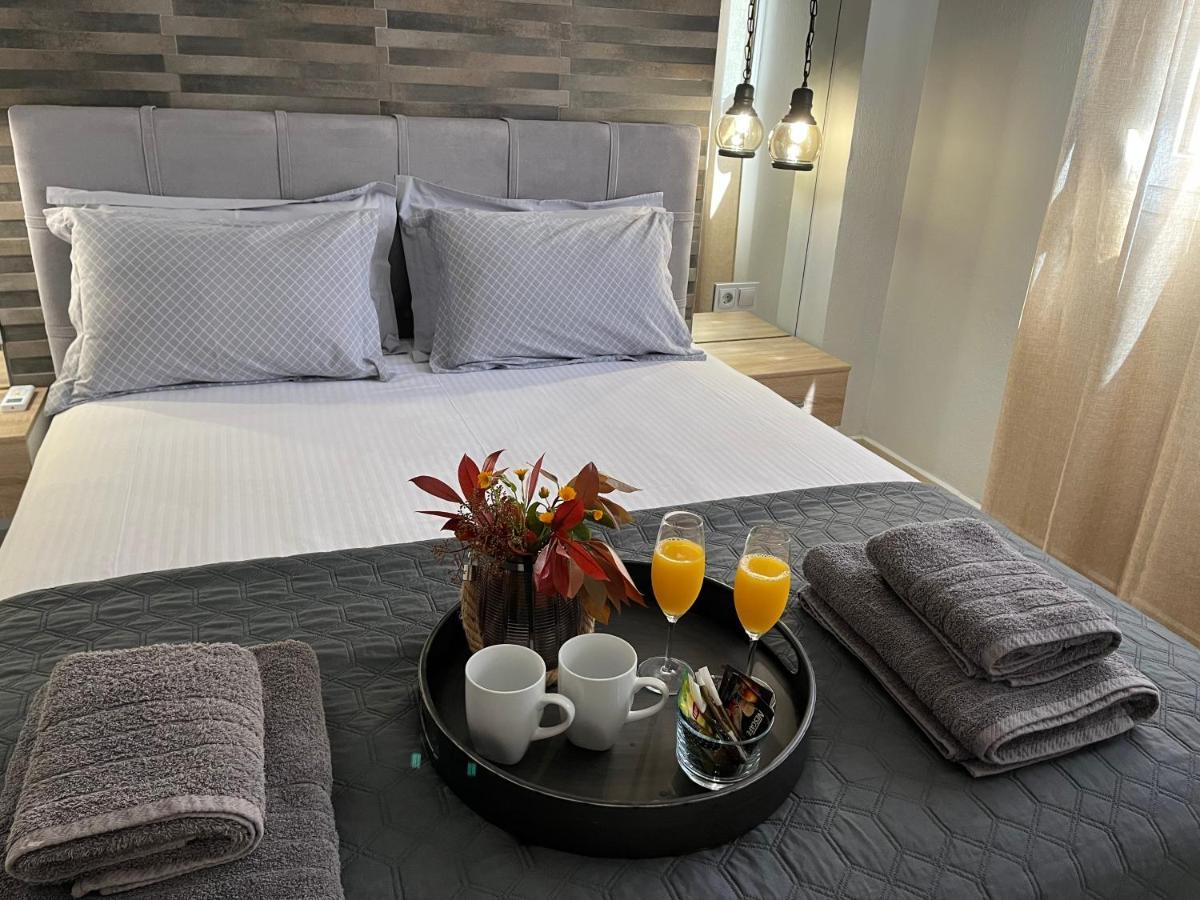 Onar Luxury Apartment Néa Péramos Εξωτερικό φωτογραφία